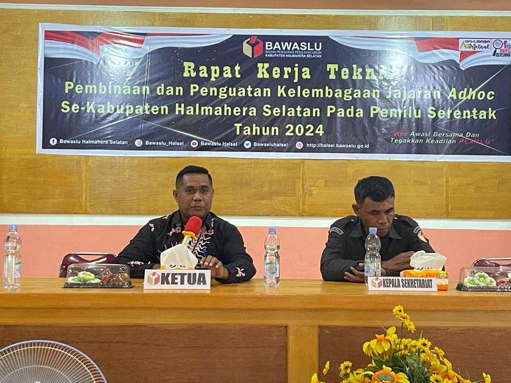 Bawaslu Halsel Gelar Rakernis Pembinaan dan Penguatan Kelembagaan Bagi Panwaslu Kecamatan