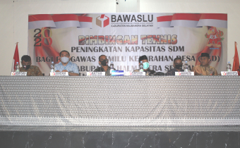 BAWASLU HALSEL GELAR BIMTEK PENGAWAS DESA