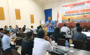 TINGKATKAN PERAN HUMAS,  BAWASLU GELAR BIMTEK PELIPUTAN DAN PENULISAN BERITA