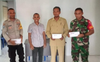 Silaturahmi di Kantor Camat, Panwaslu Kayoa Utara Menghimbau dan Memberikan Surat Netralitas ASN & TNI/Polri