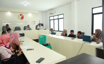 Rapat Internal: Hasil Pengawasan Pengajuan Dokumen Perbaikan Bacalon DPRD Kabupaten Halmahera Selatan, fokus Pengawasan Vermin.